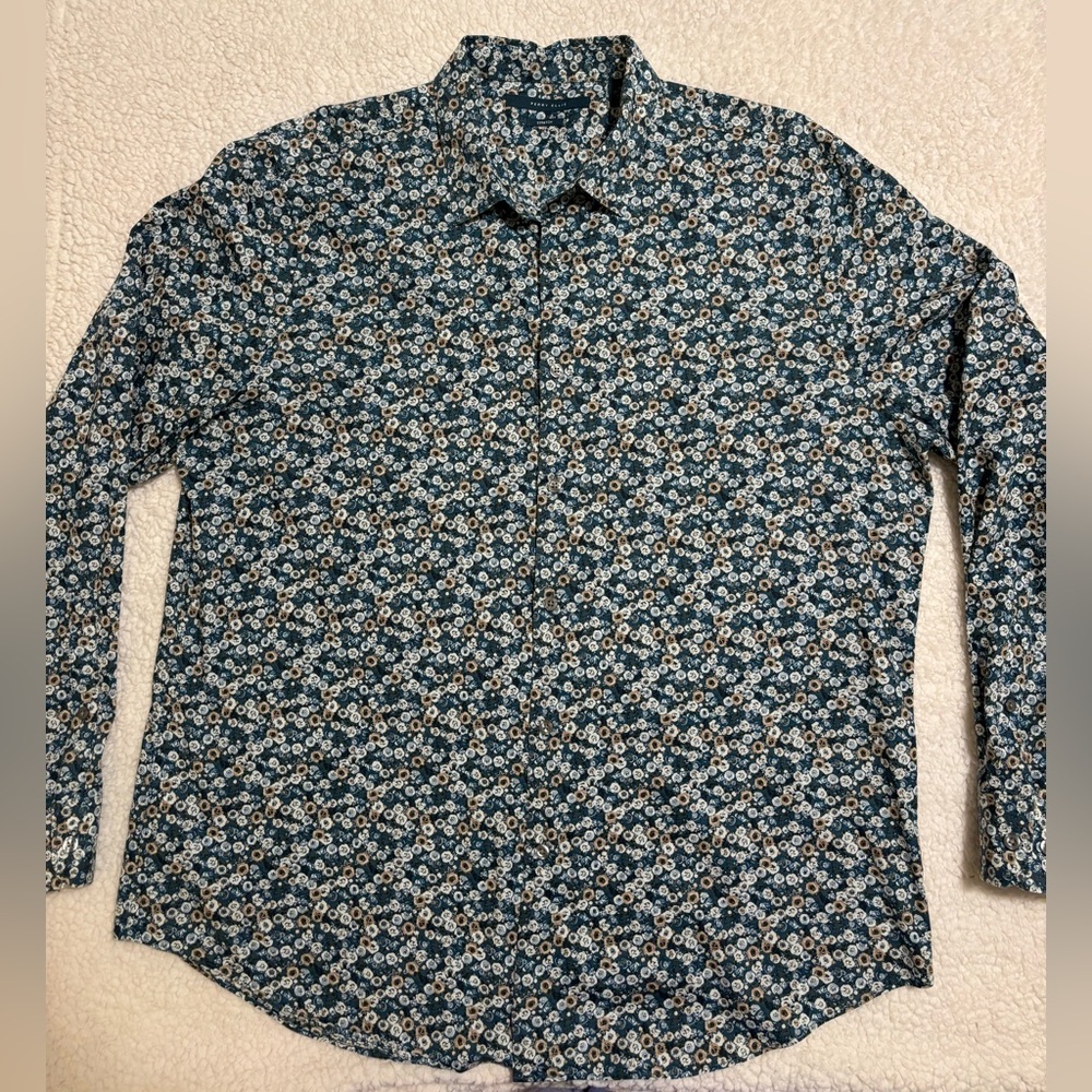 Perry Ellis XL Multi-Color Casual Button Down Shirt